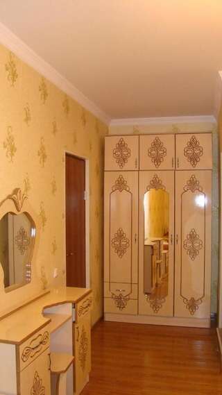 Гостевой дом Guest House Tavaduri Местиа Двухместный номер с 1 кроватью и собственной ванной комнатой-12