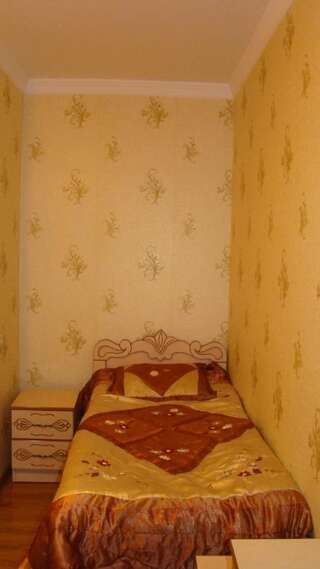 Гостевой дом Guest House Tavaduri Местиа Двухместный номер с 1 кроватью и собственной ванной комнатой-13